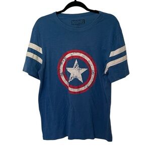 Marvel Blue and Red White Stripe Sleeve Captain America Men's Tee Size Large